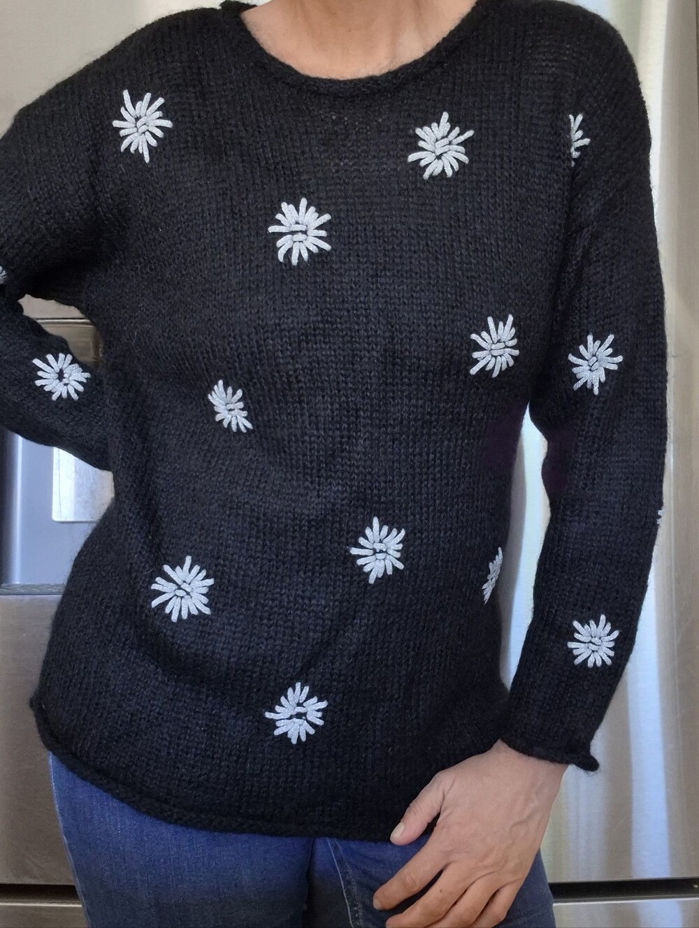 Sostanza Contemporay Apparel Vtg.50% Mohair Blend Fuzzy Sweater w/ Stitch Design